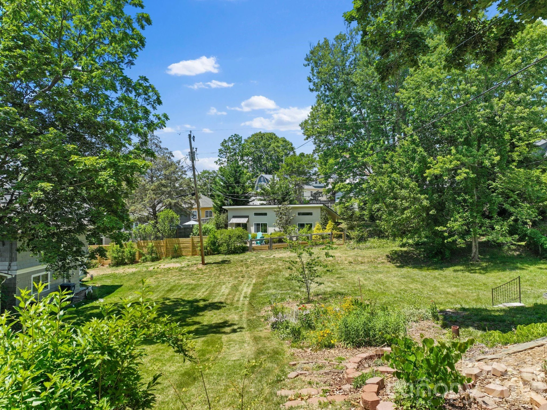 111 Norwood Avenue - Photo 26