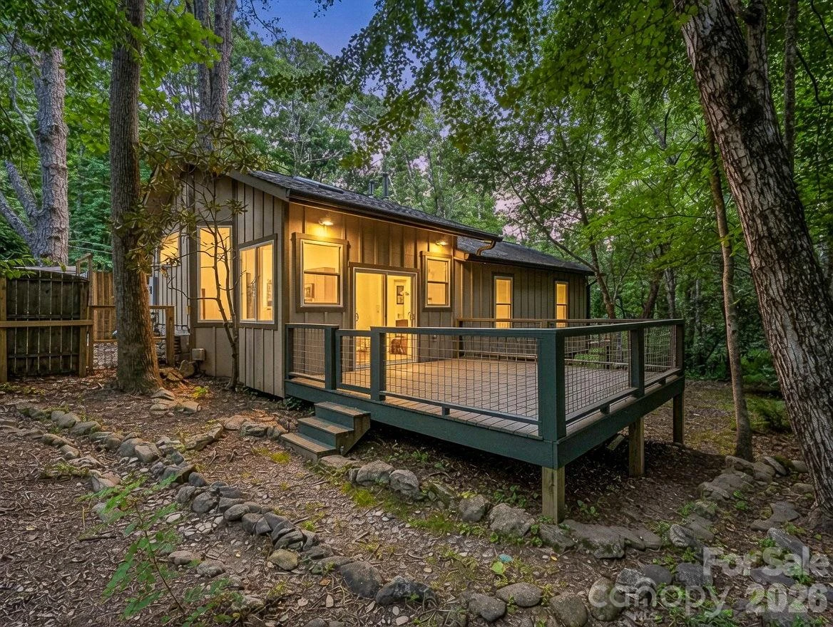 701 Azalea Avenue - Photo 2