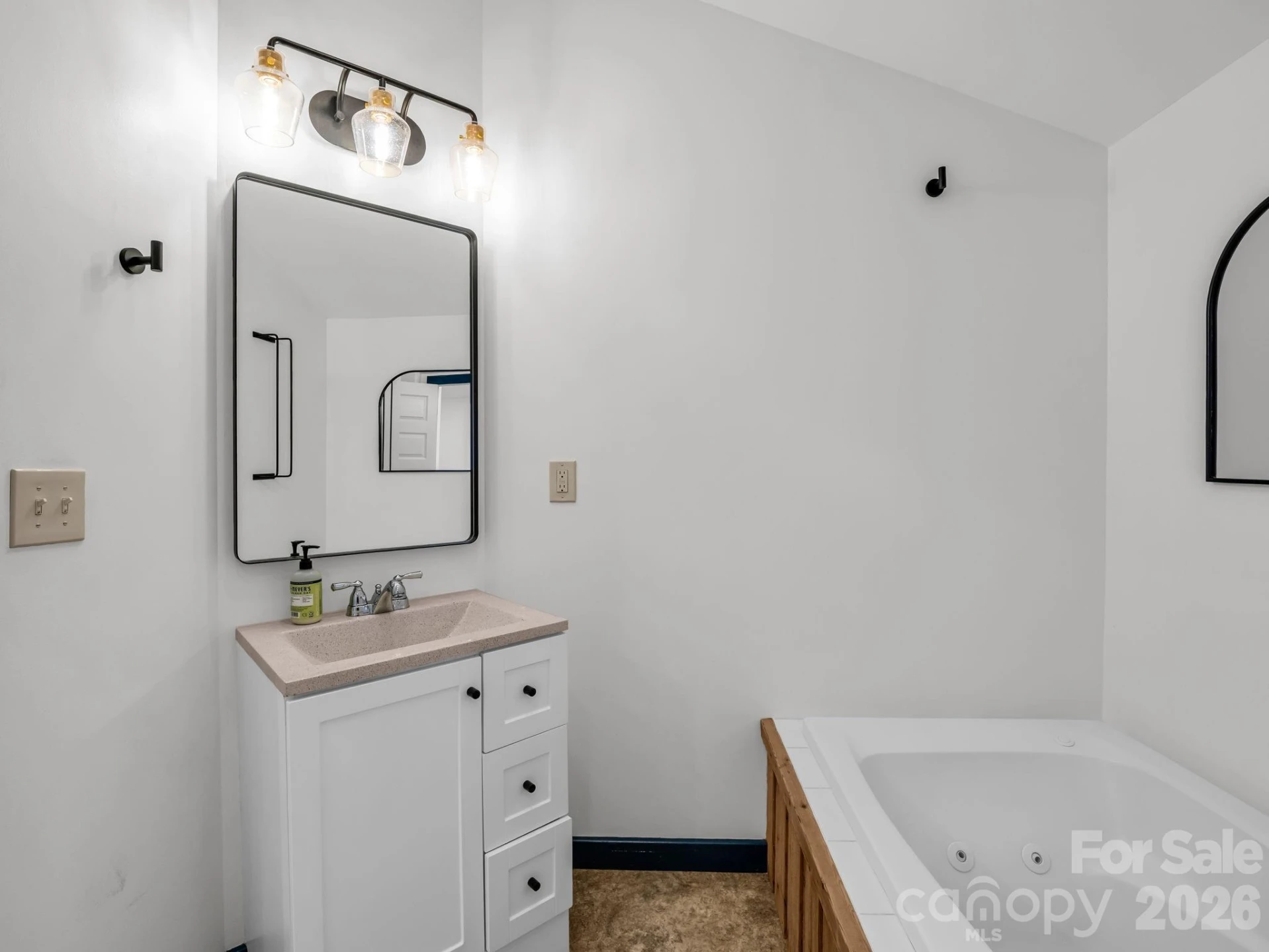 701 Azalea Avenue - Photo 16