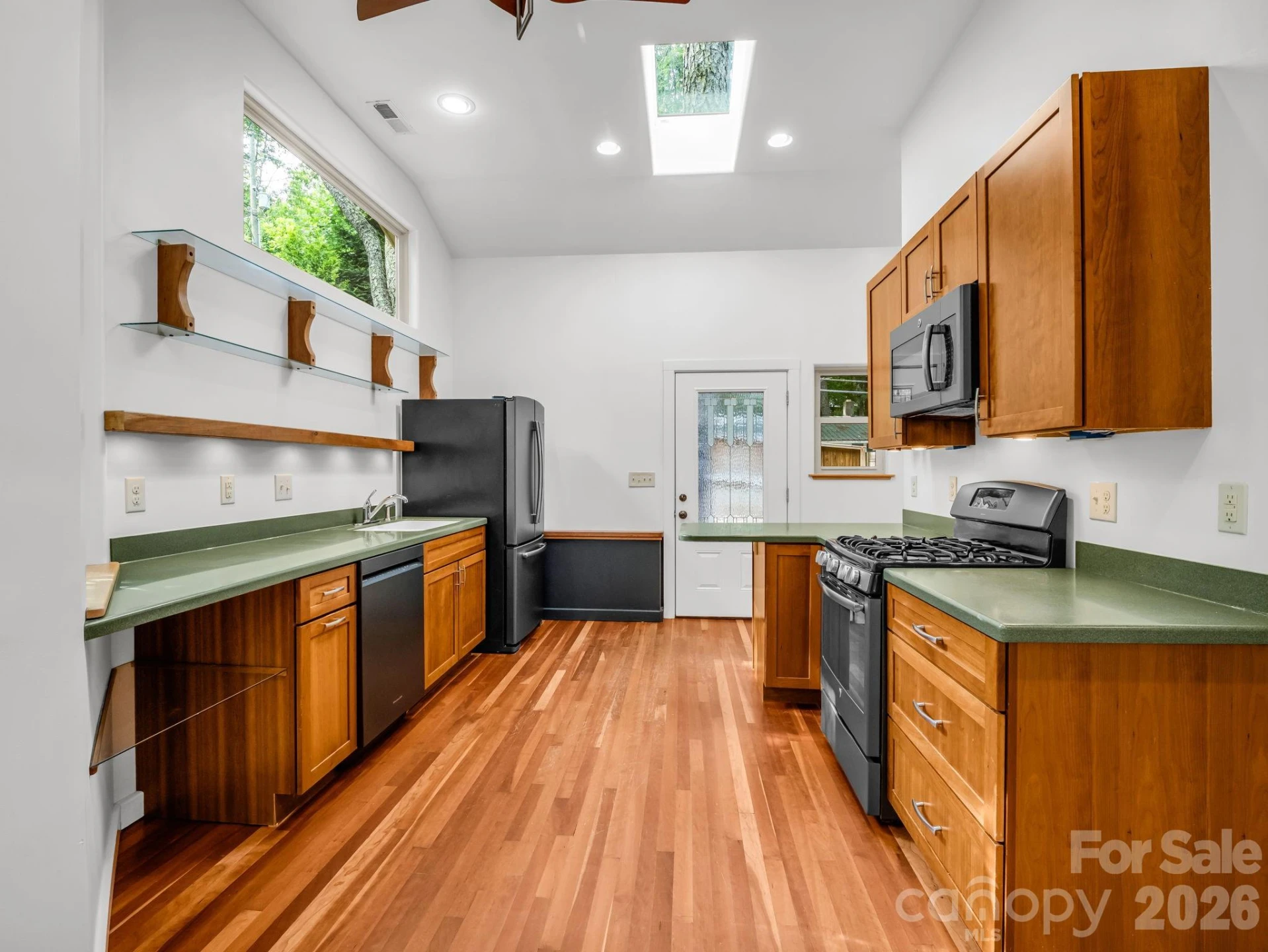 701 Azalea Avenue - Photo 4