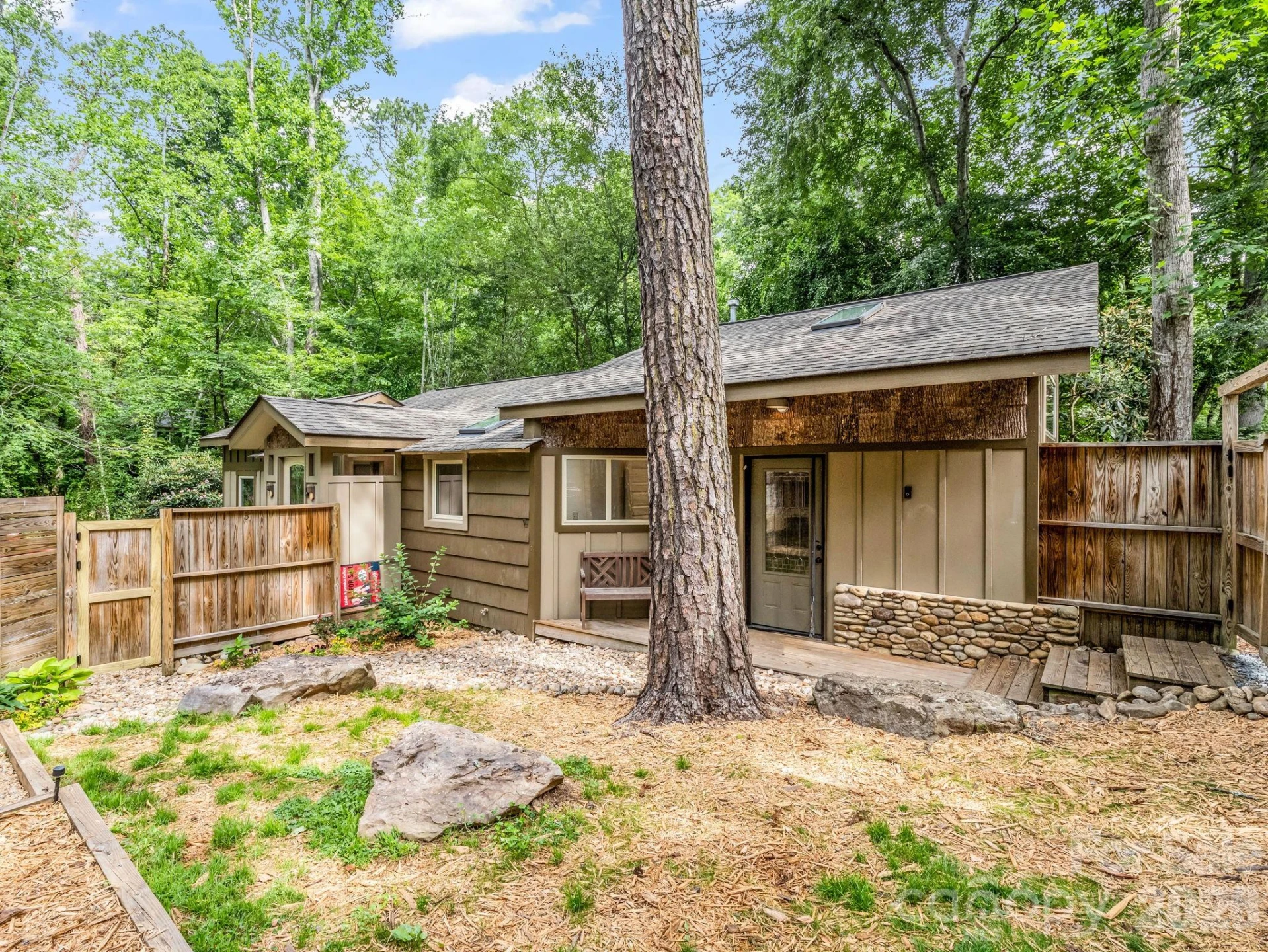 701 Azalea Avenue - Photo 40