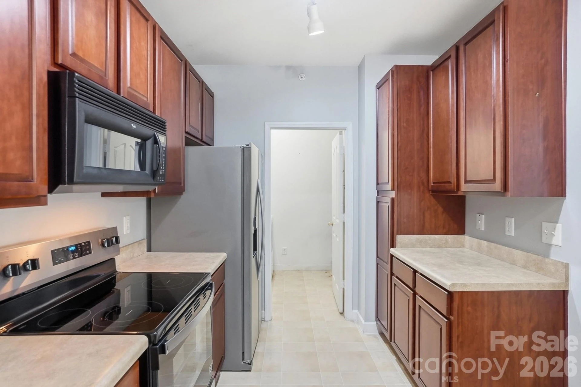 11919 Ridgeway Park Drive - Photo 5