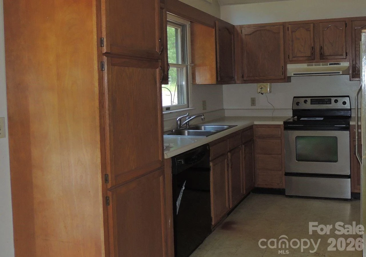 64 Dillingham Road - Photo 5