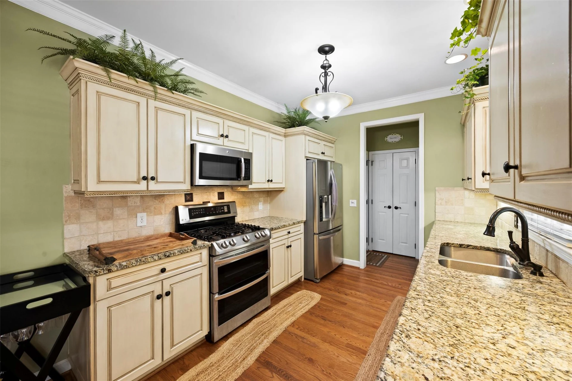 1964 Middleton Place - Photo 5