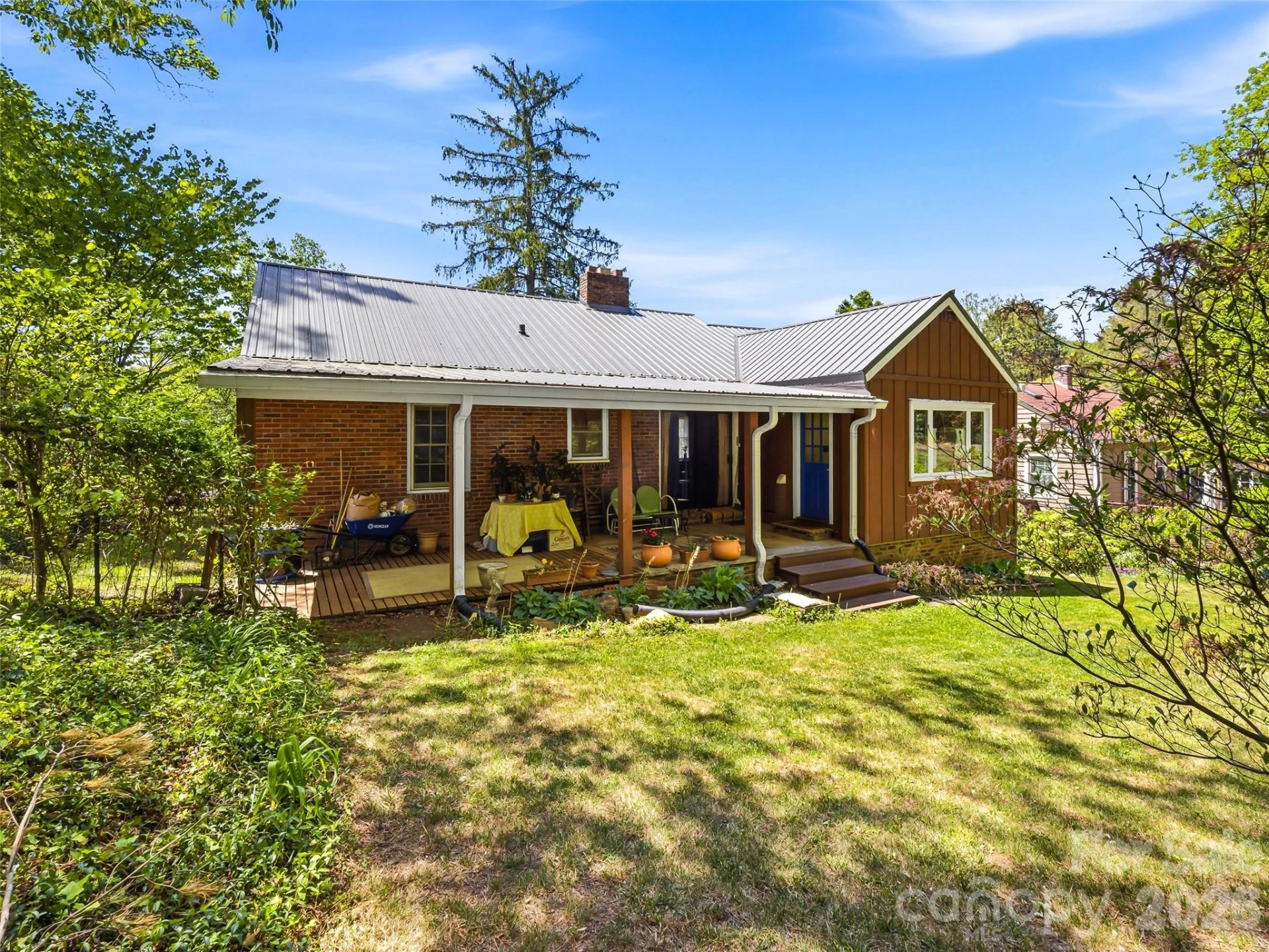 28 Canterbury Road - Photo 18