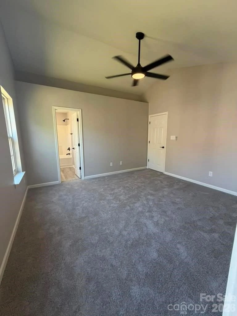 8207 Belmont Stables Drive - Photo 32