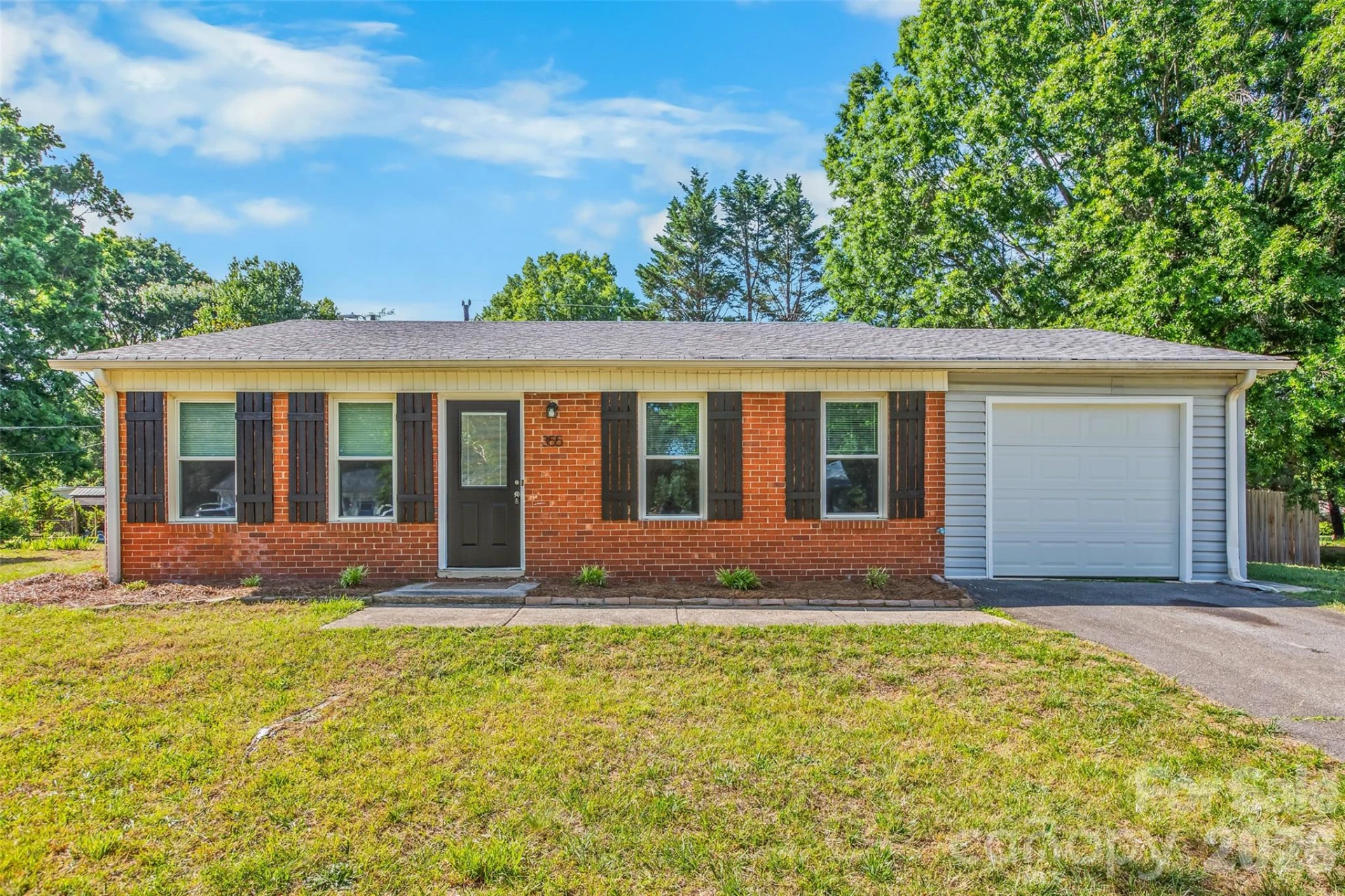 355 Weatherford Drive - Photo 2