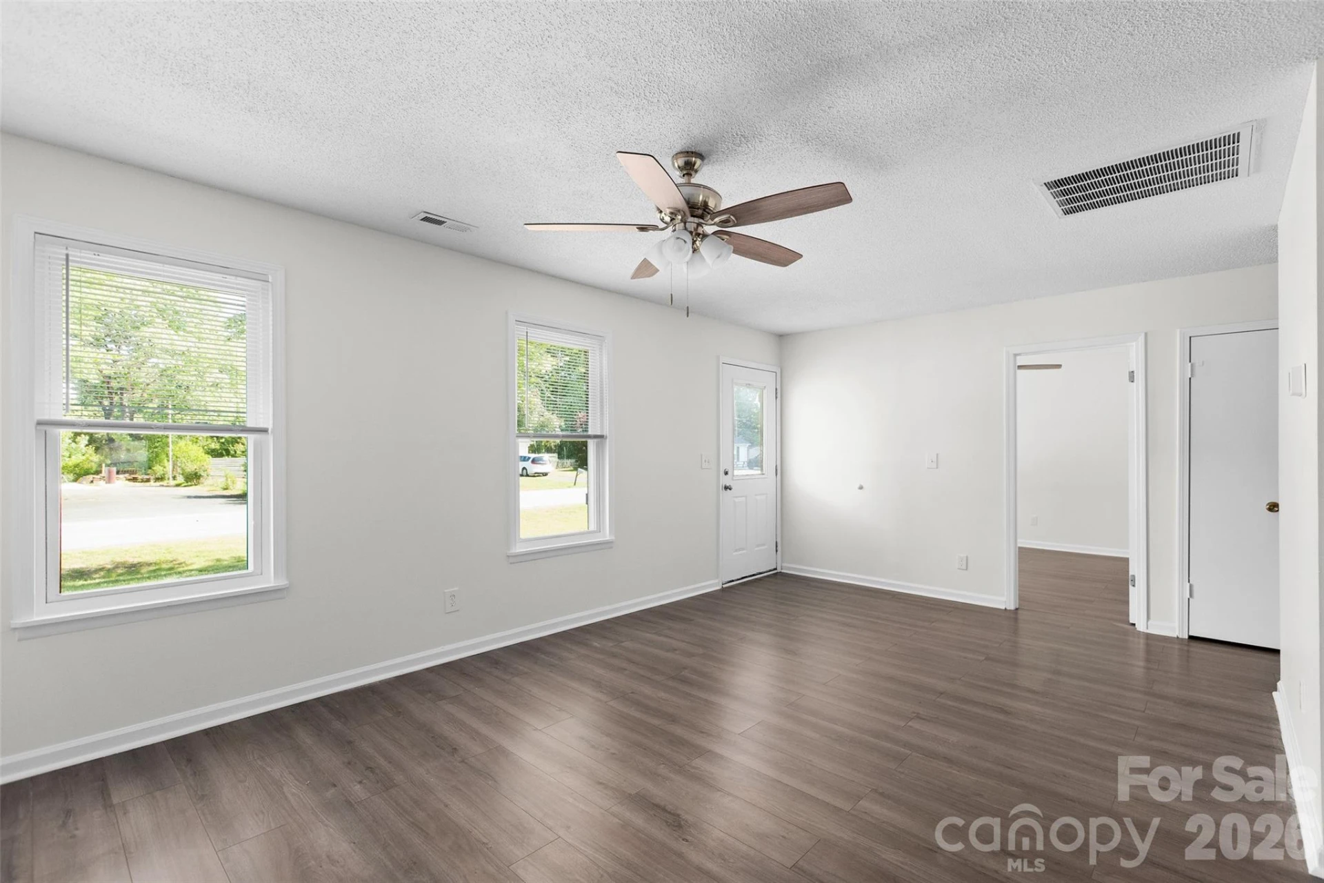 355 Weatherford Drive - Photo 5
