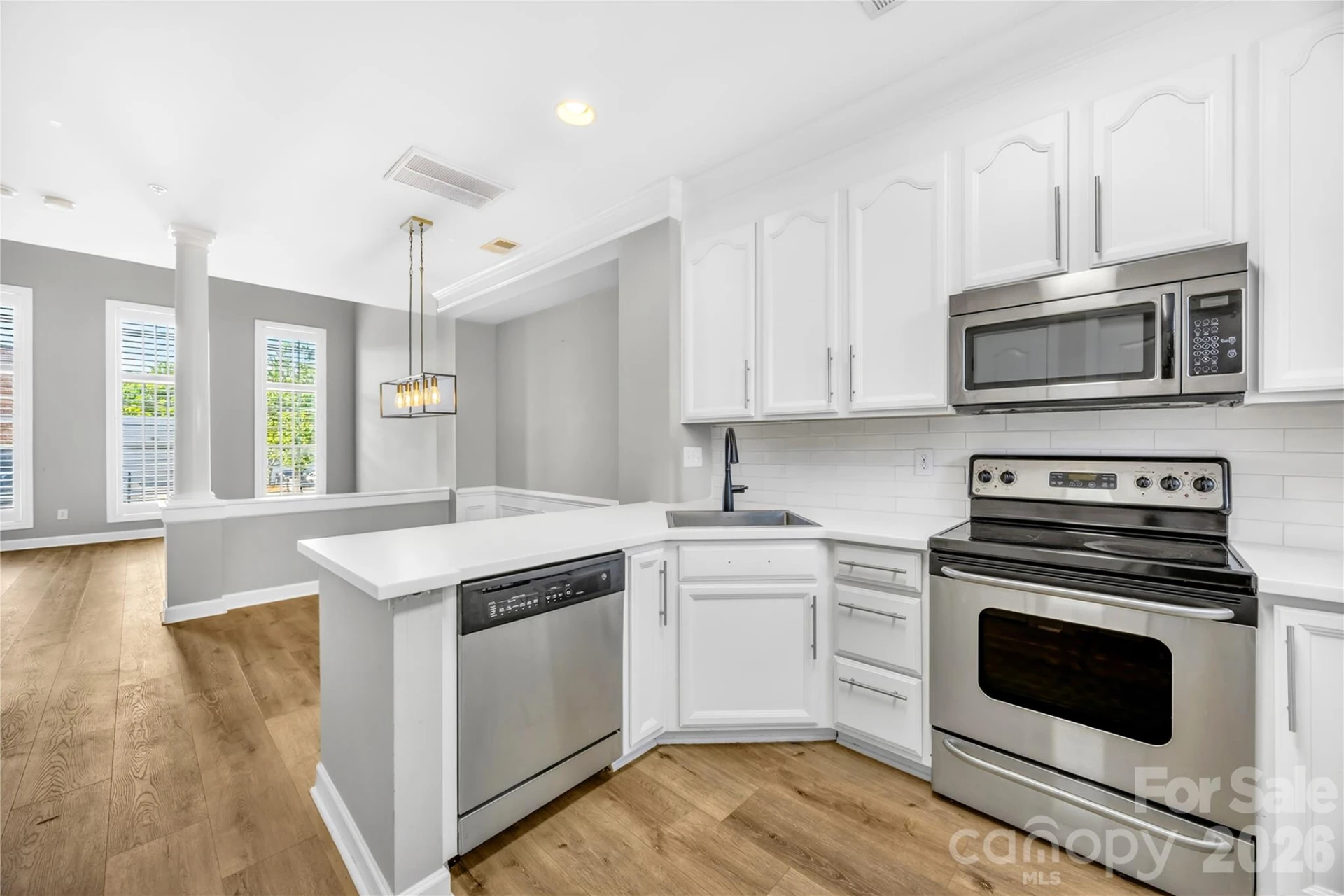 132 Market Place Avenue - Photo 10