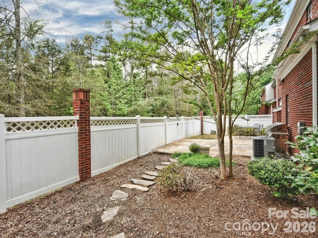 10412 Berkeley Woods Lane - Photo 2