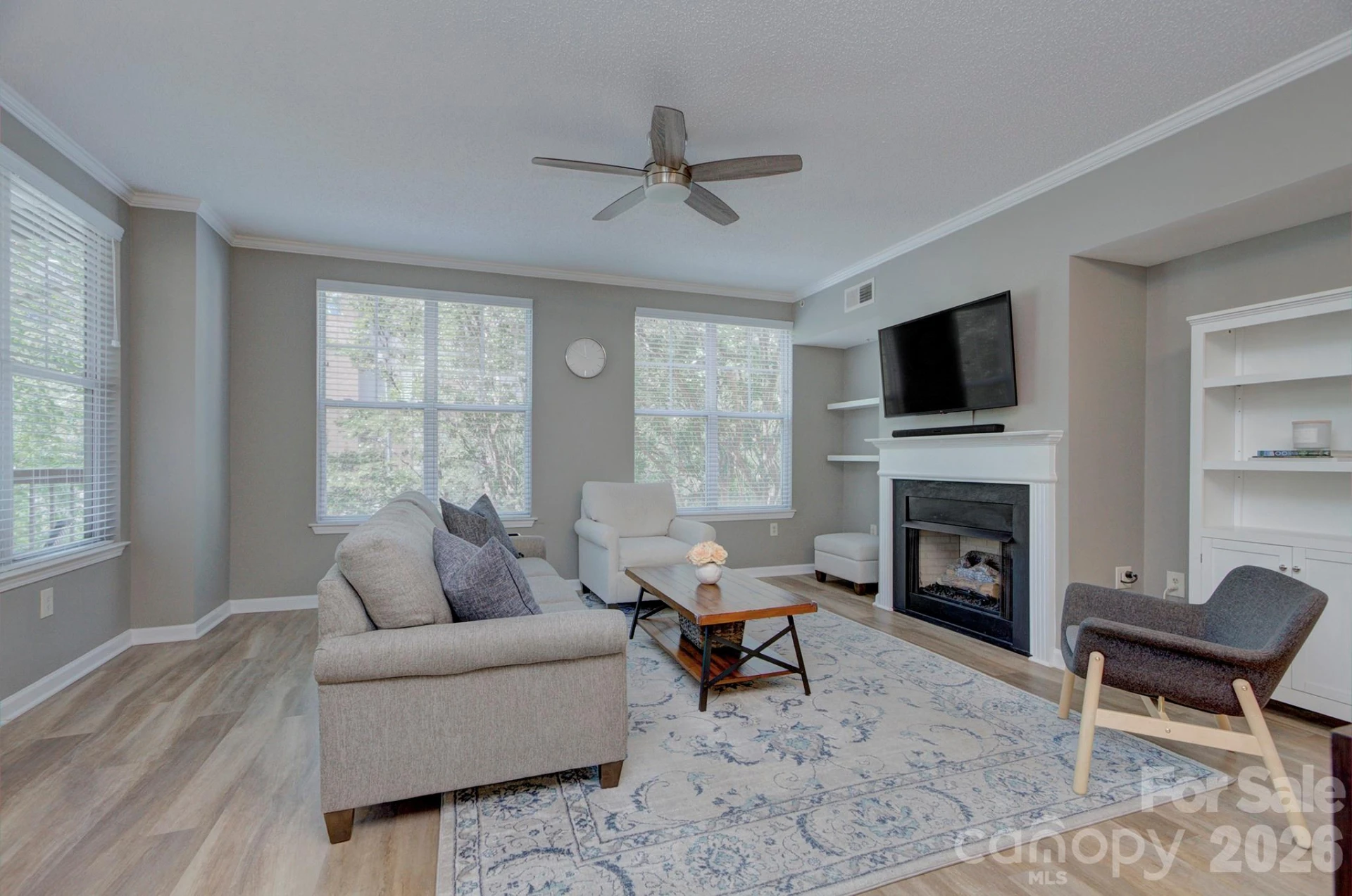 405 7th Street #303 - Photo 3