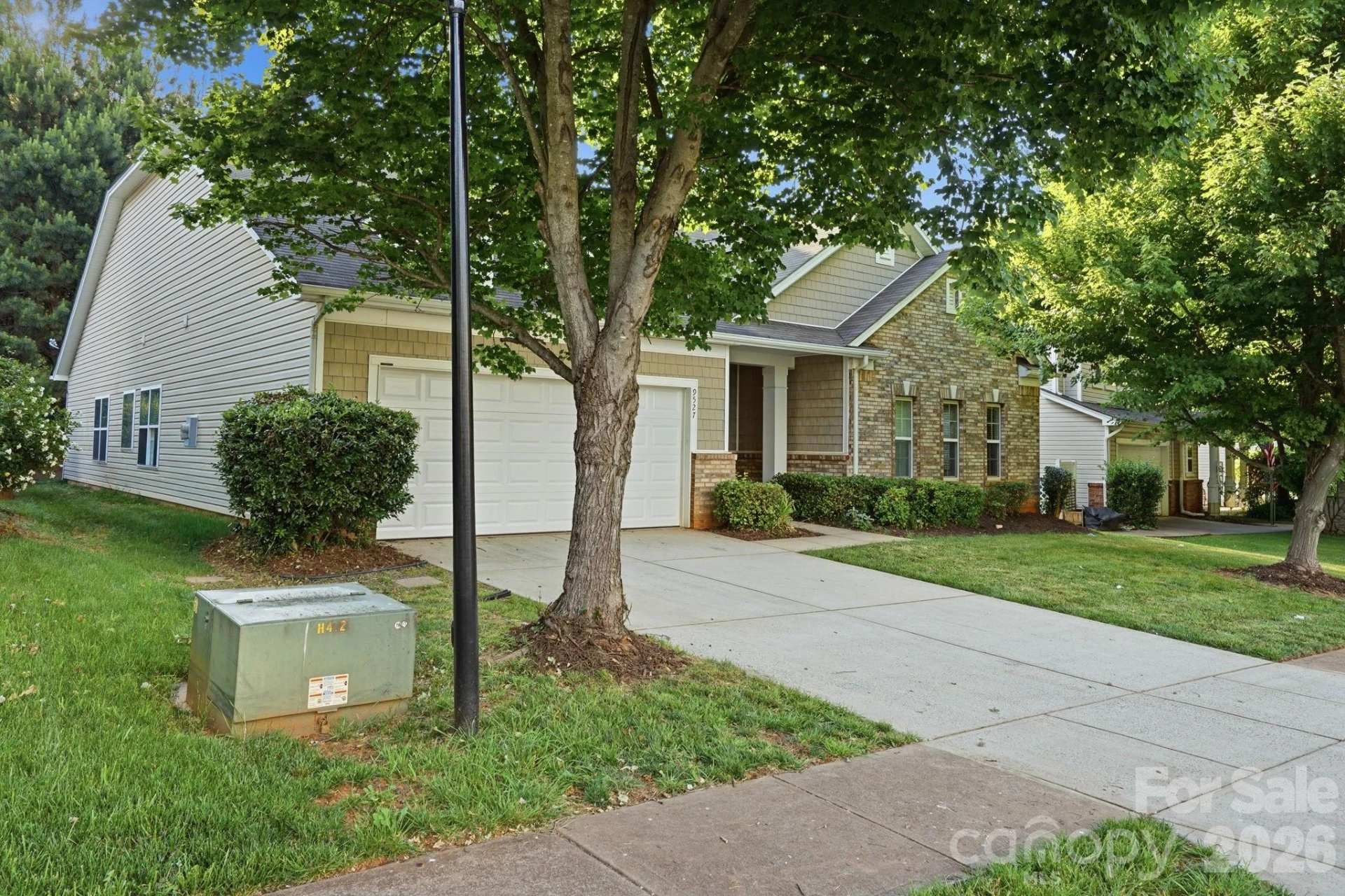 9527 Seamill Road - Photo 2