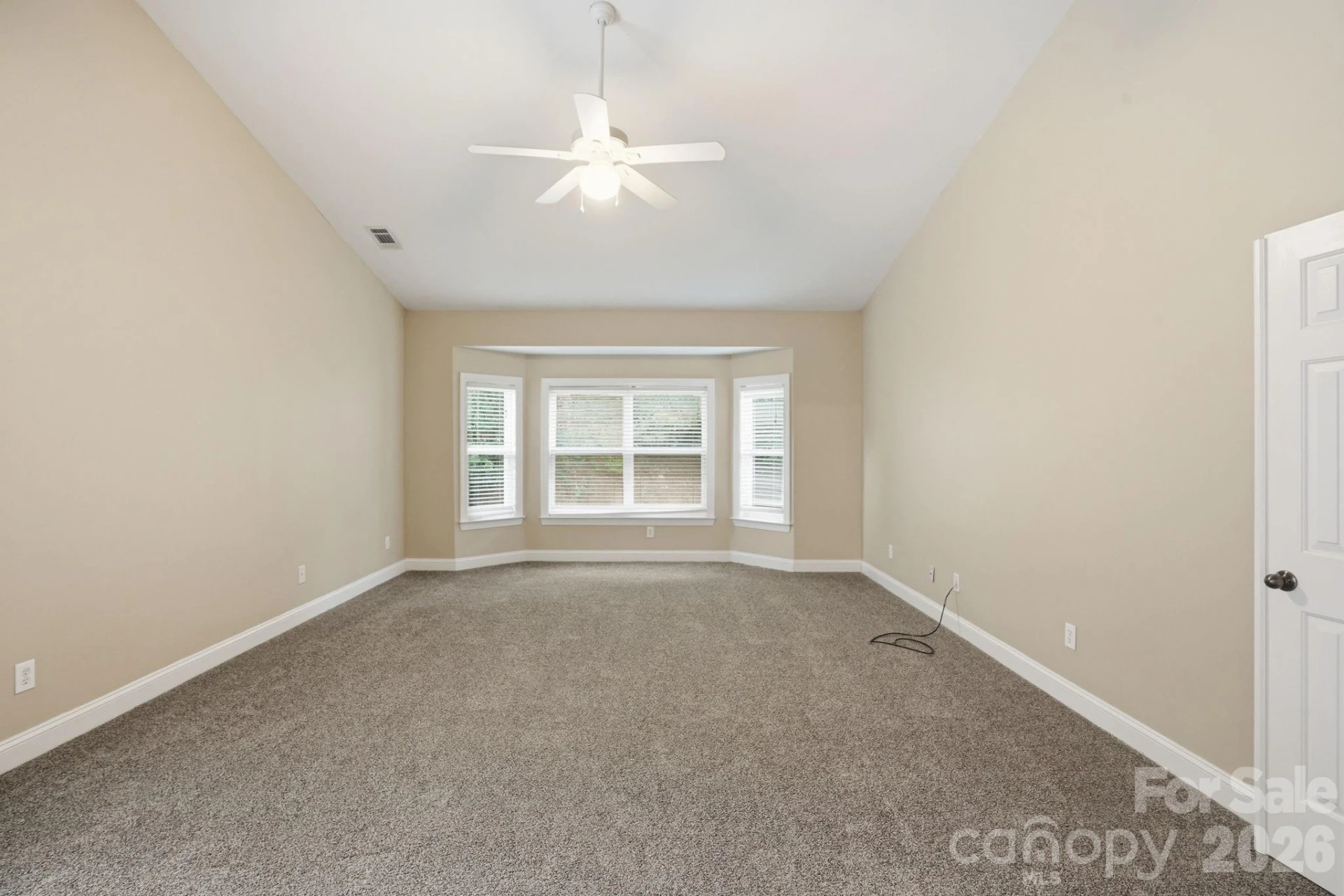 9527 Seamill Road - Photo 25