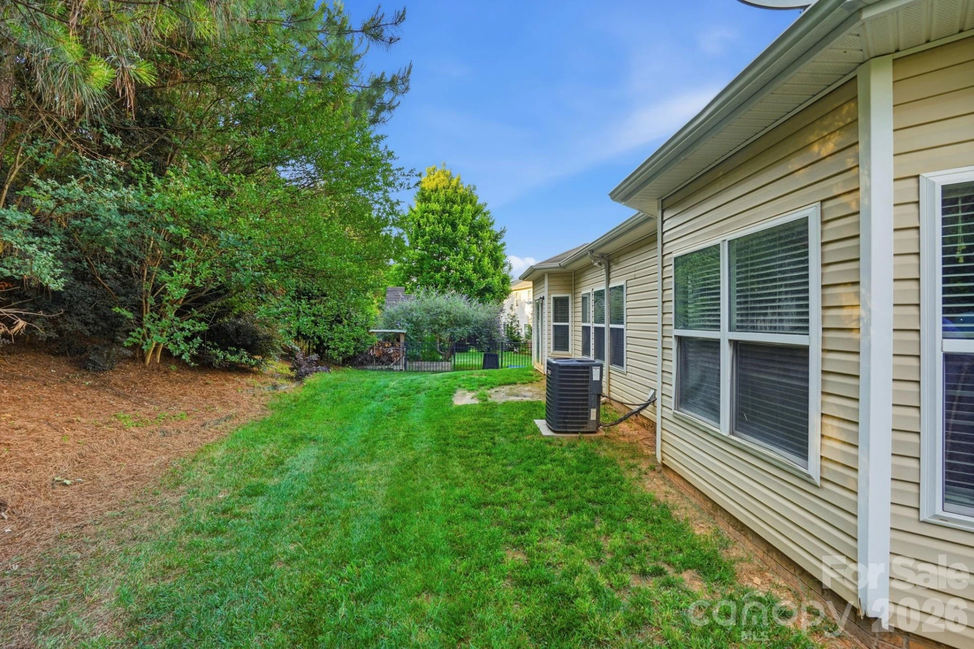 9527 Seamill Road - Photo 39