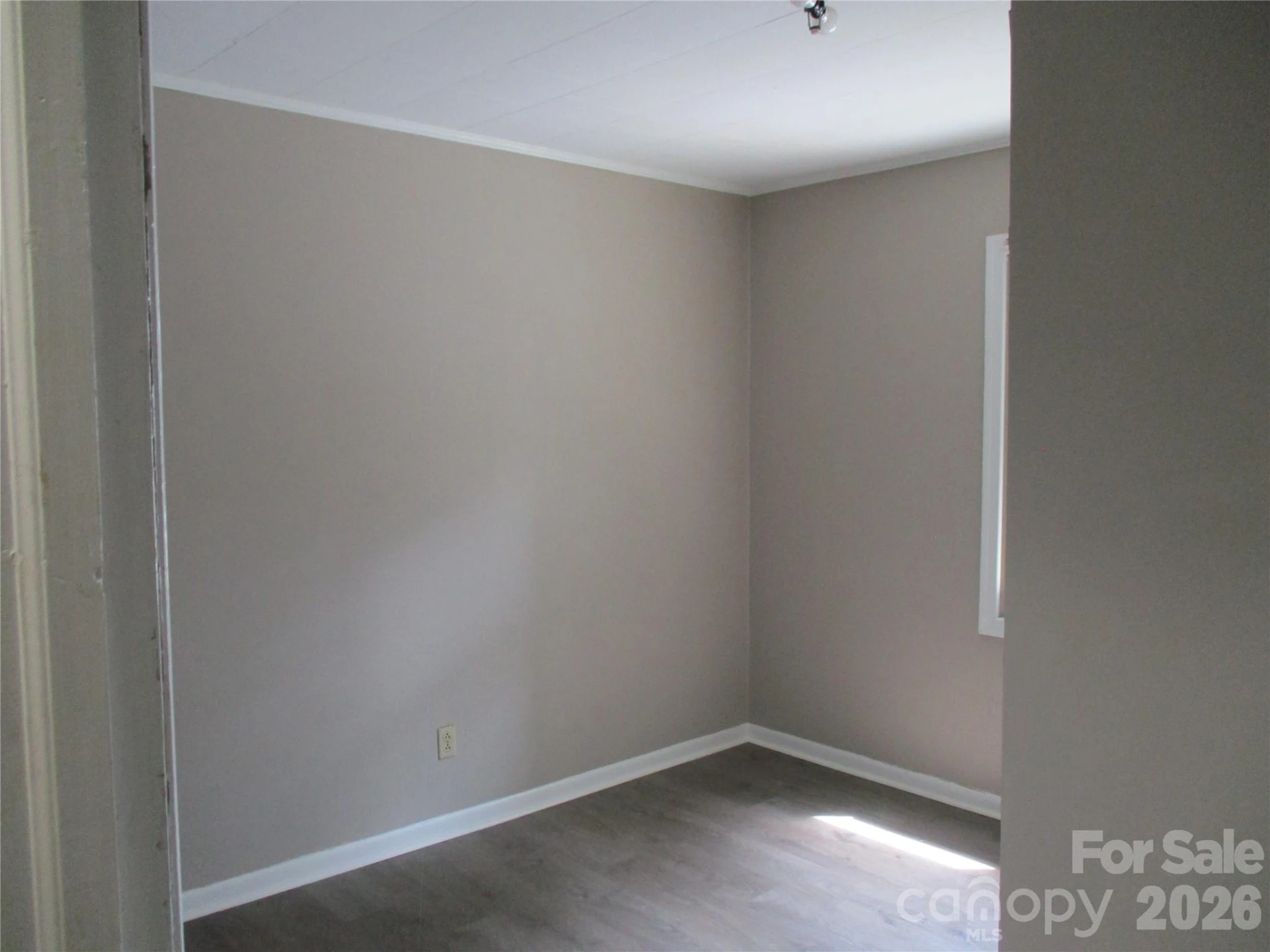 307 6th Street - Photo 10
