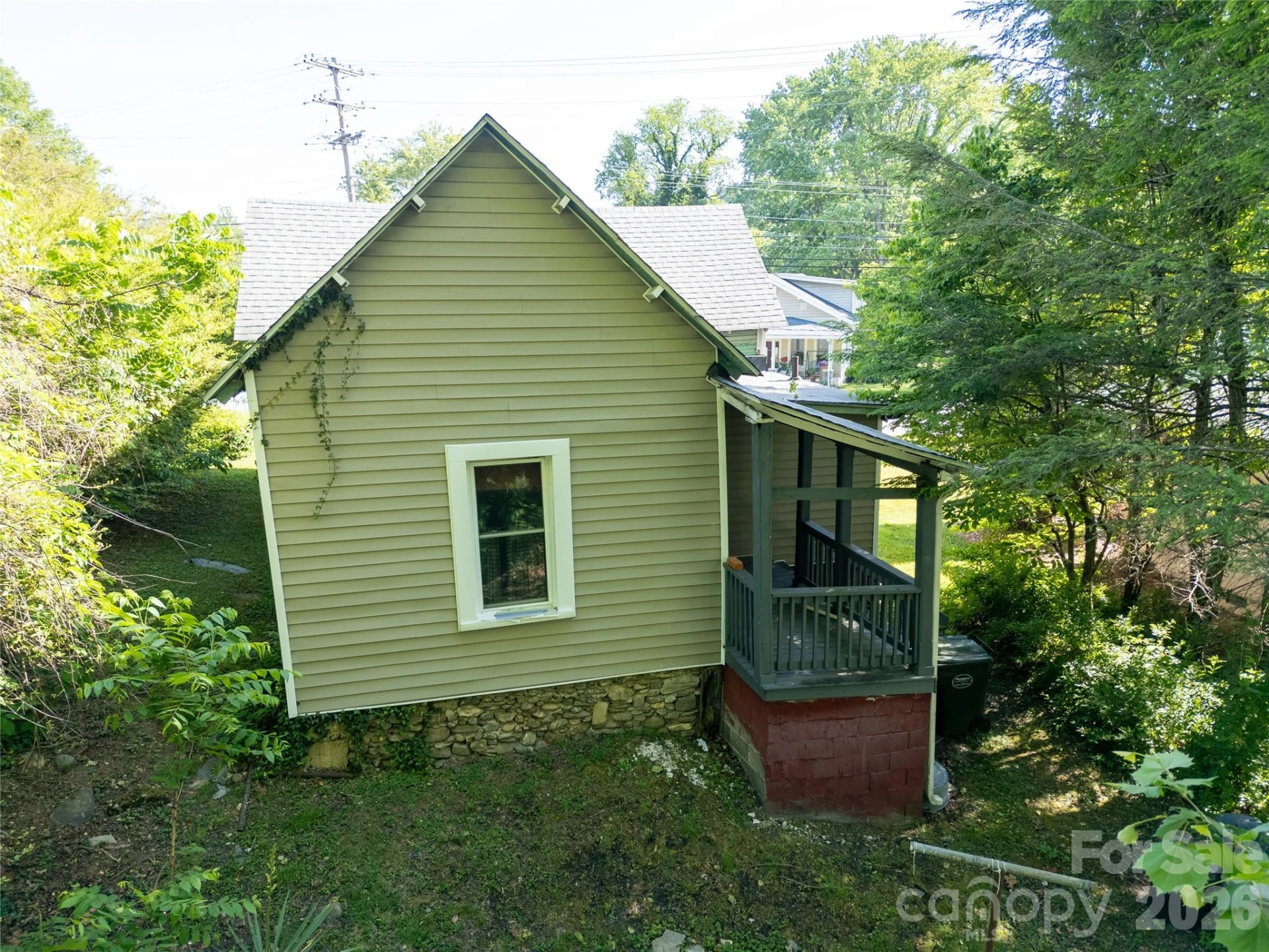 462 Walnut Street - Photo 3