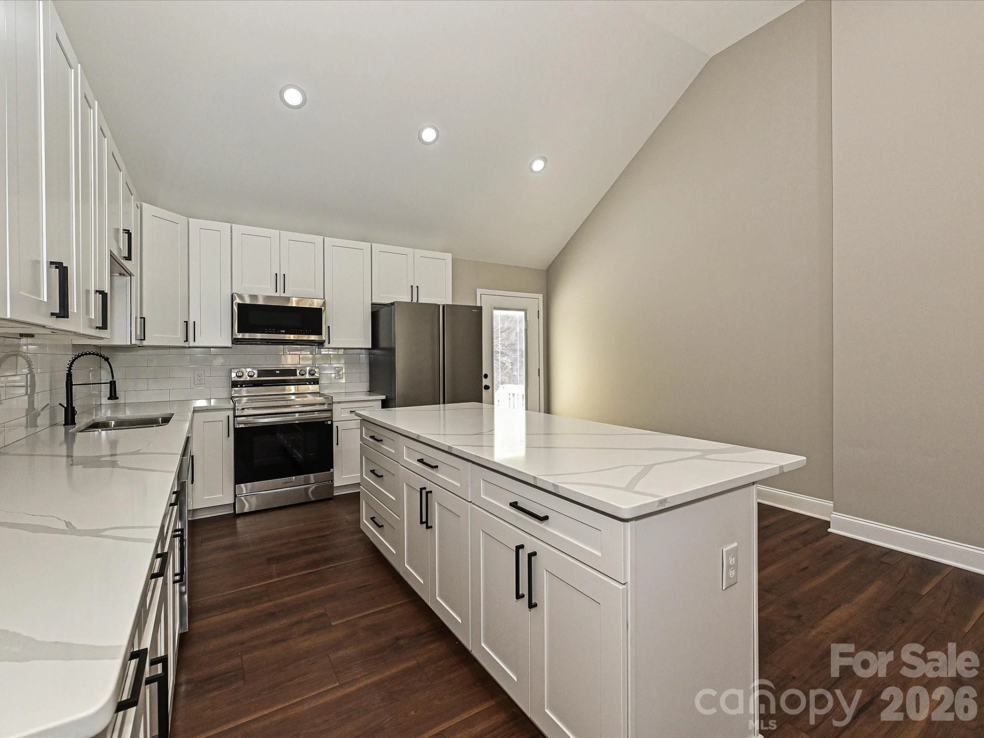 217 Ridley Street - Photo 11