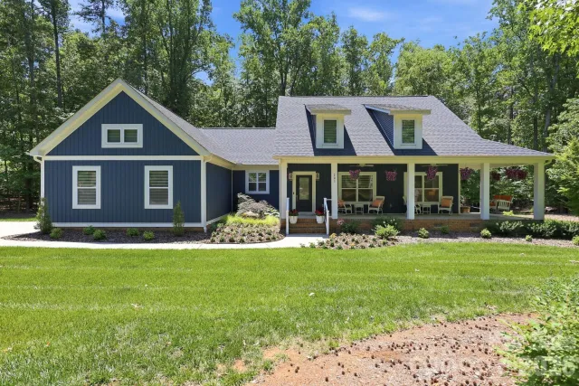 203 Spinnaker Court, Lexington, NC, 27292