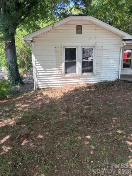 530 8th Street - Photo 2
