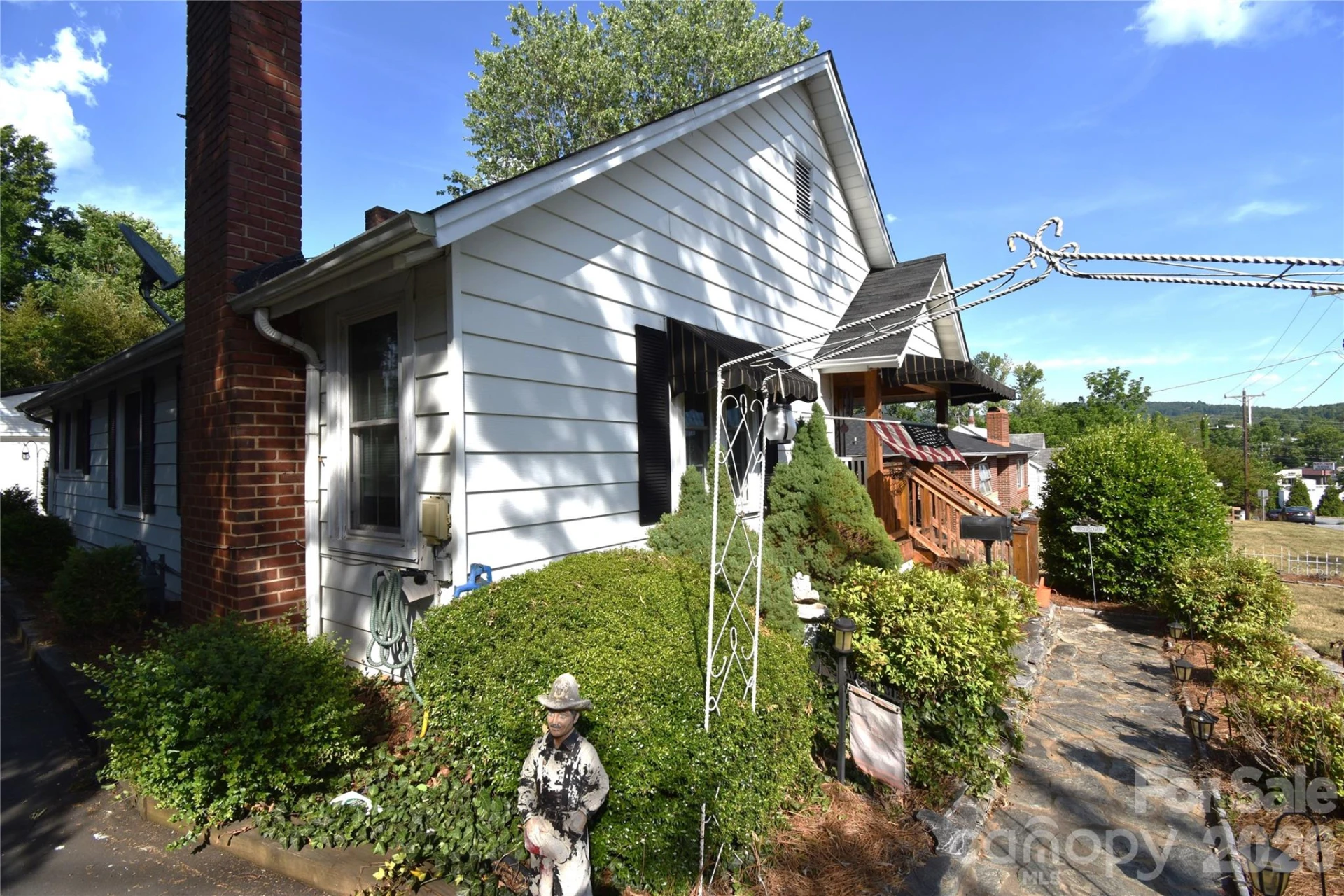 212 Sharon Avenue - Photo 7