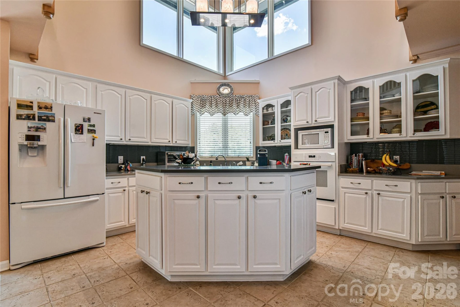 518 Forest Ridge Drive - Photo 3