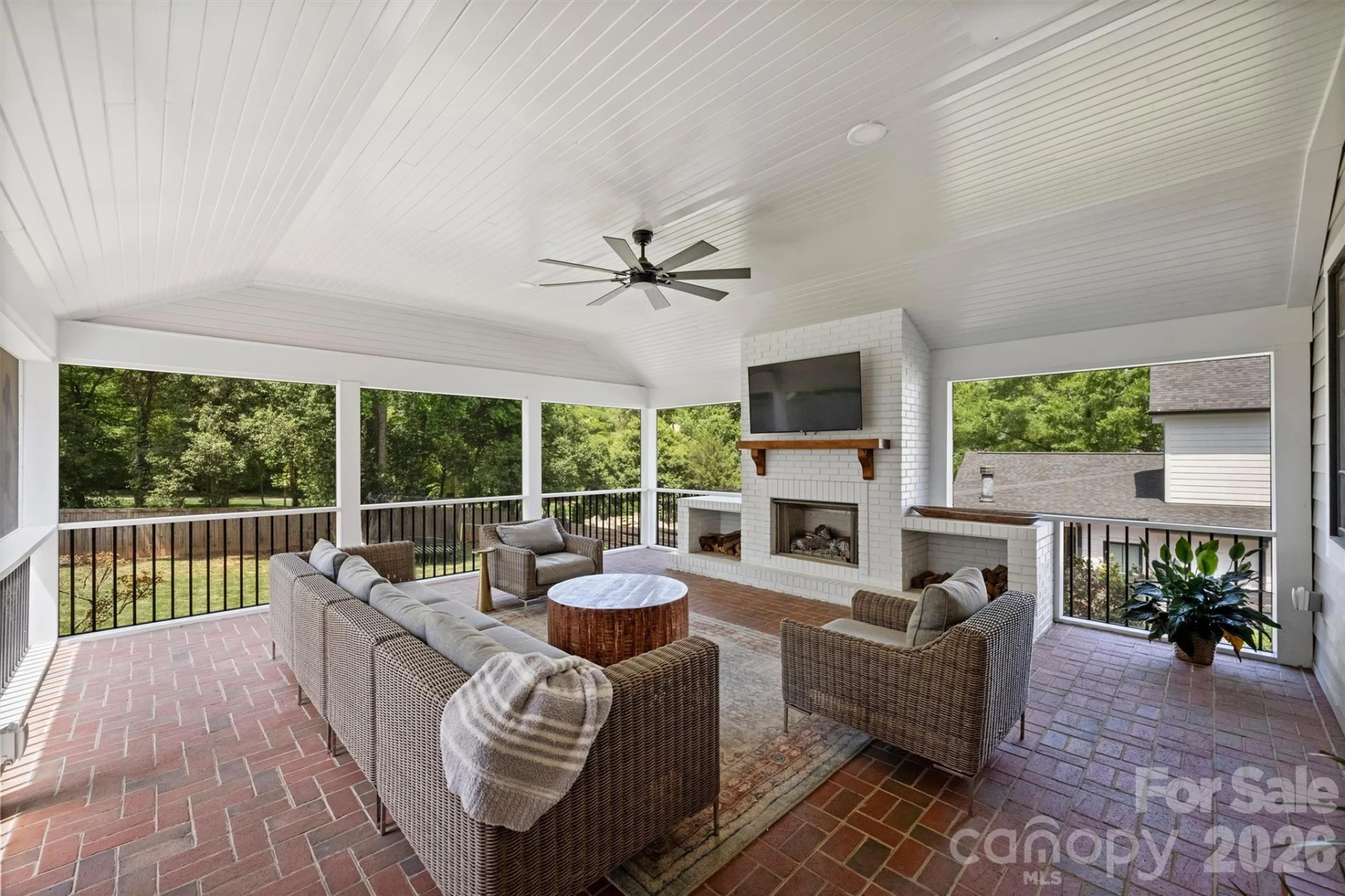 237 Hunter Lane - Photo 28