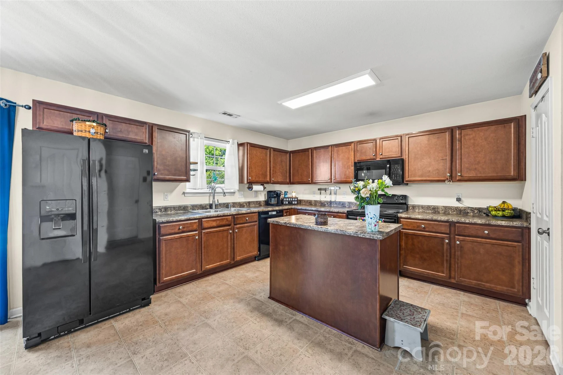 707 Waterlemon Way - Photo 10