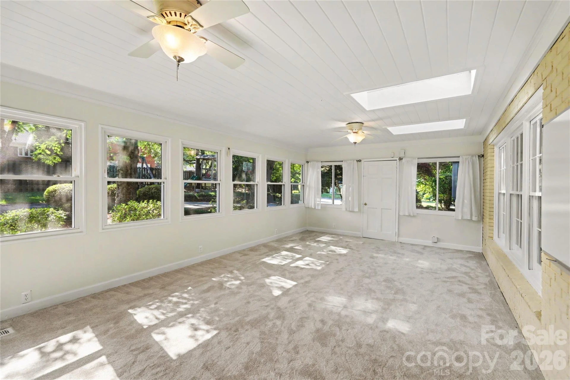 930 Scotch Drive - Photo 12