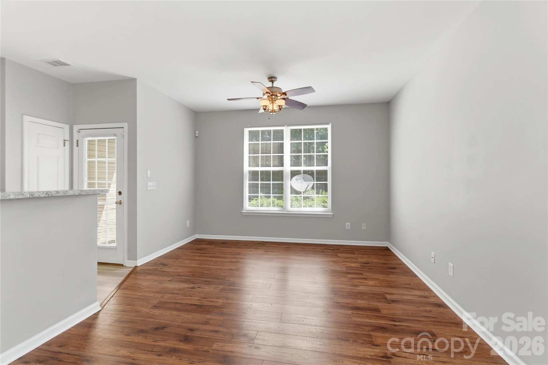 7723 Abigail Glen Drive - Photo 5
