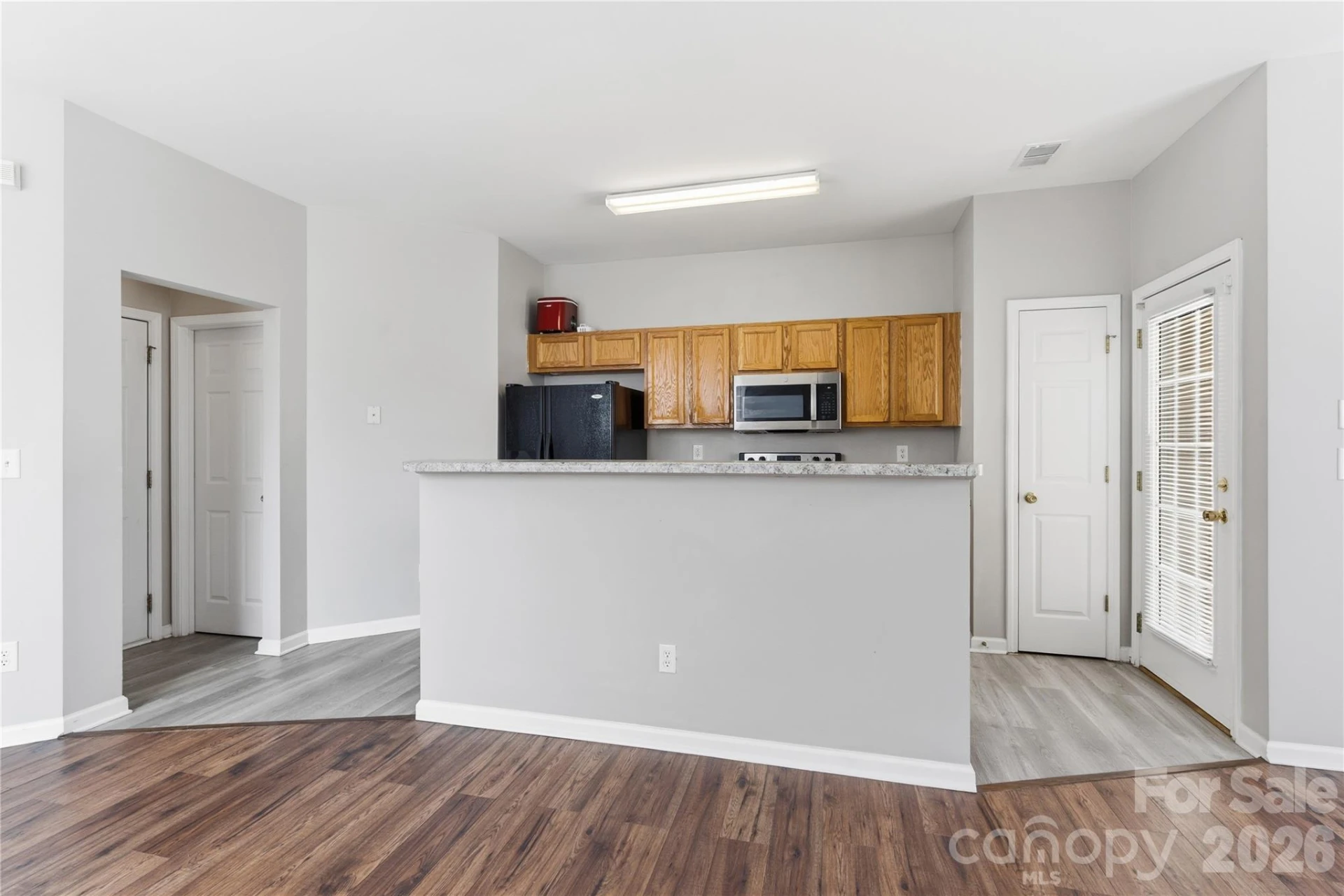 7723 Abigail Glen Drive - Photo 8