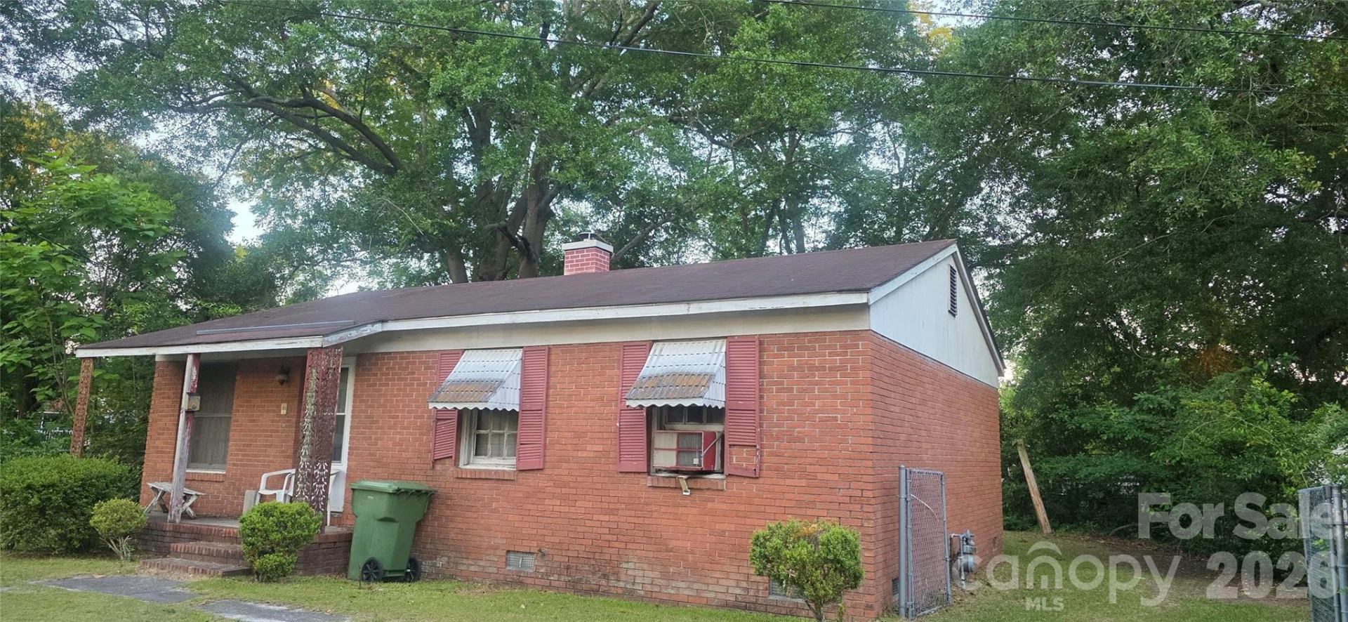 806 Brunson Street - Photo 2
