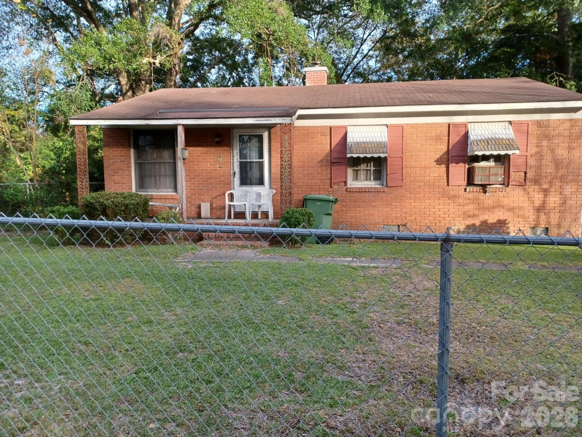 806 Brunson Street - Photo 3