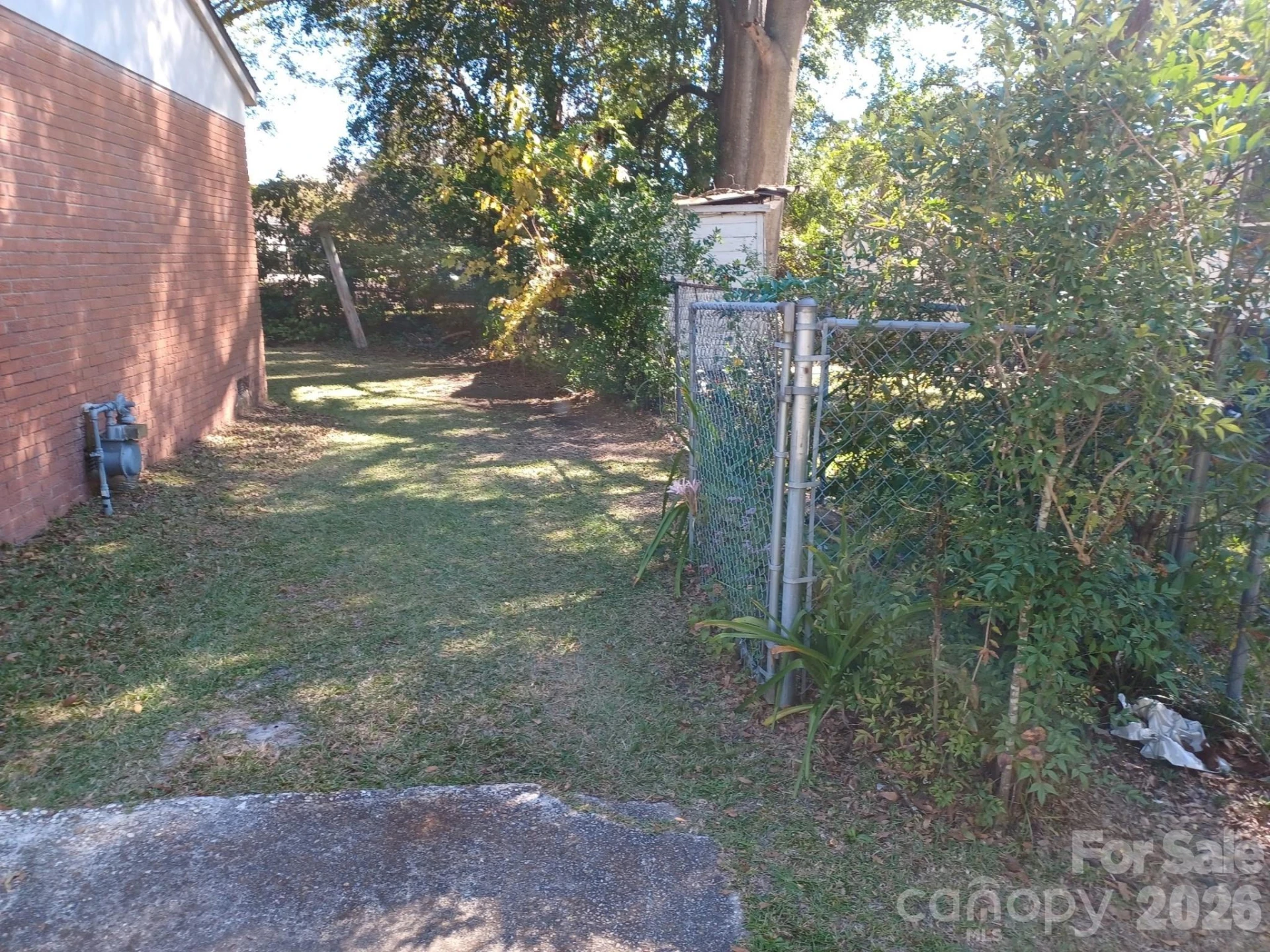 806 Brunson Street - Photo 4