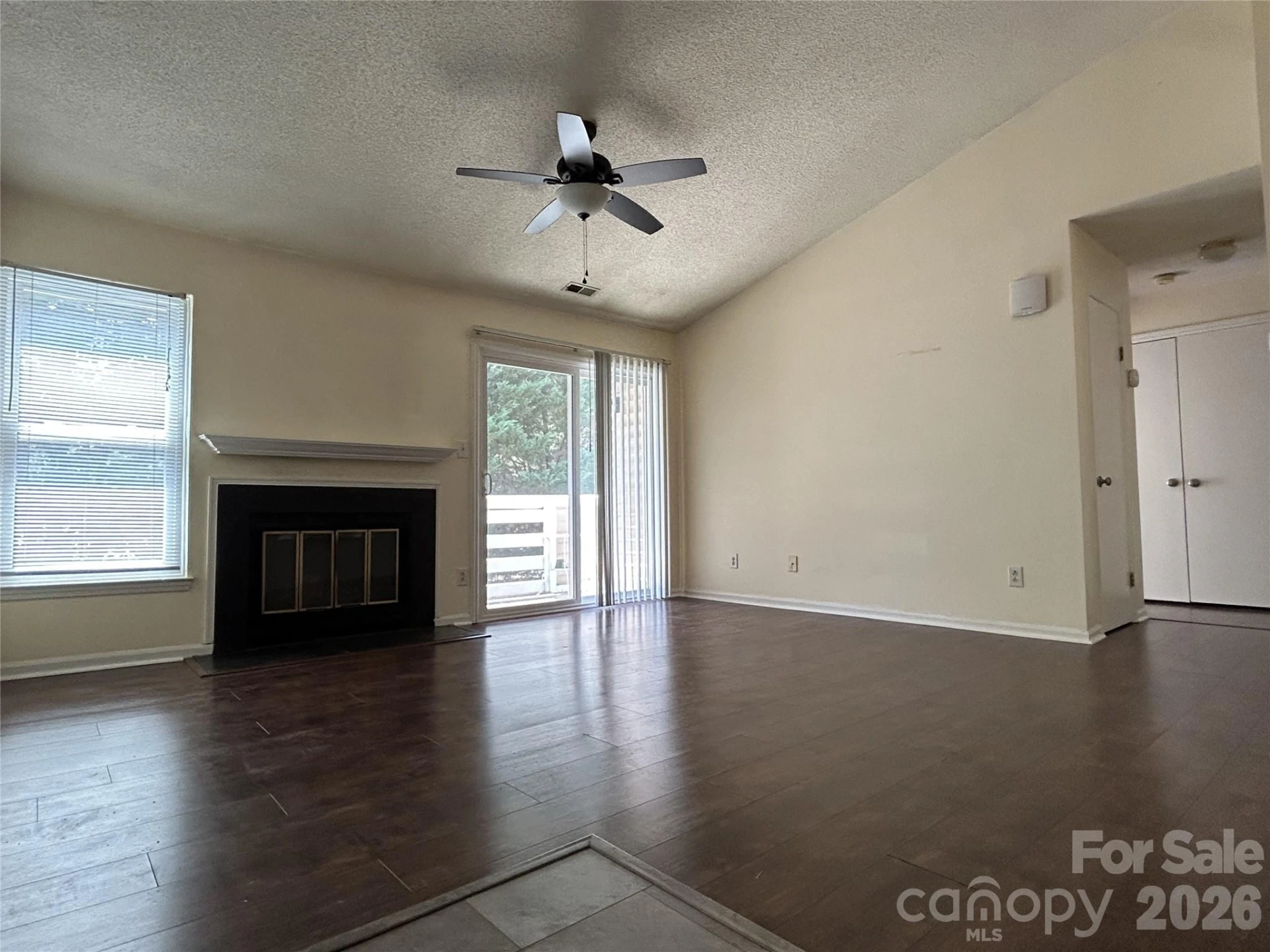 9605 Vinca Circle #G - Photo 6