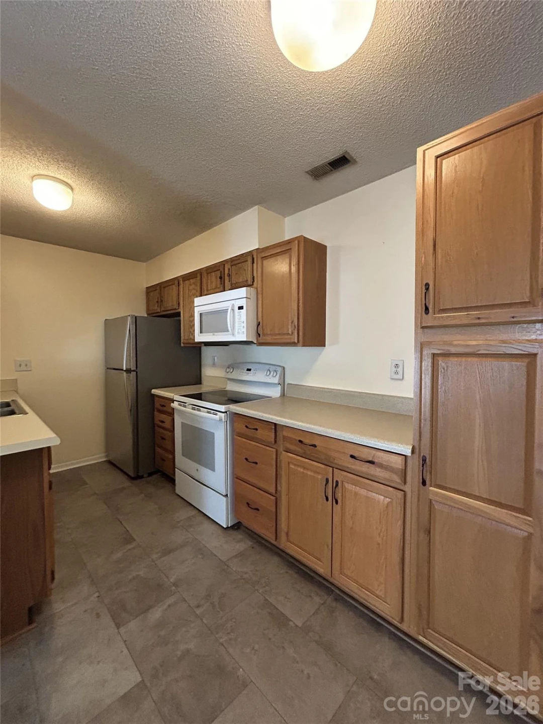 9605 Vinca Circle #G - Photo 10