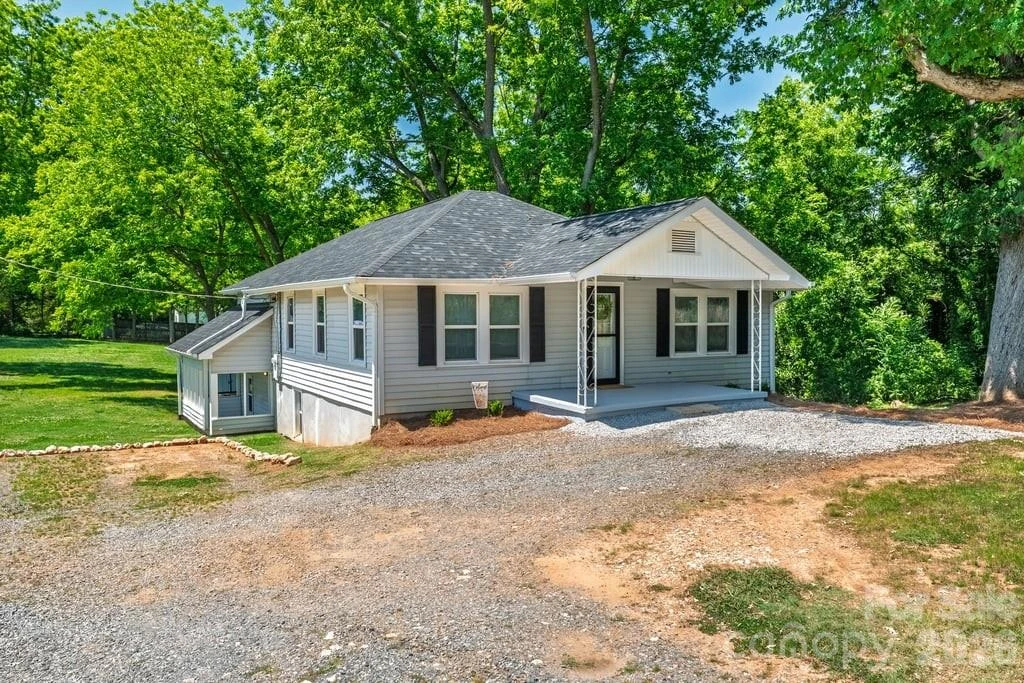 3407 Ratchford Drive - Photo 2