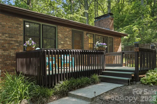 38 Nixon Terrace