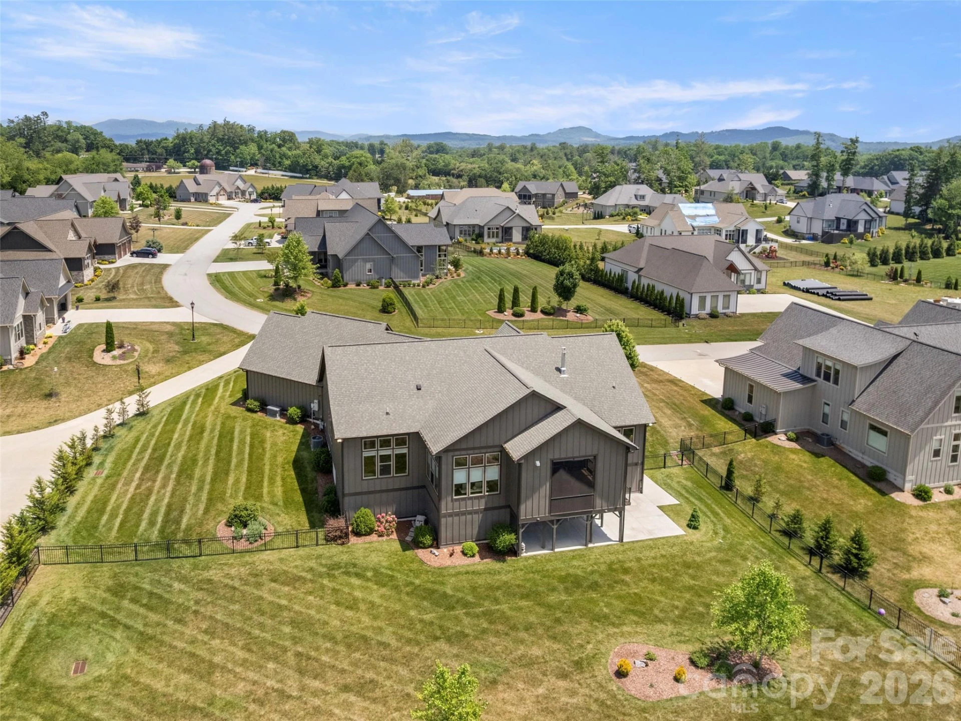 363 Samuel Drive - Photo 35