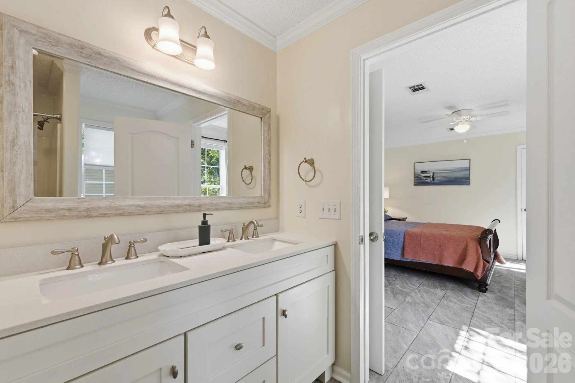 144 Hanover Street - Photo 11