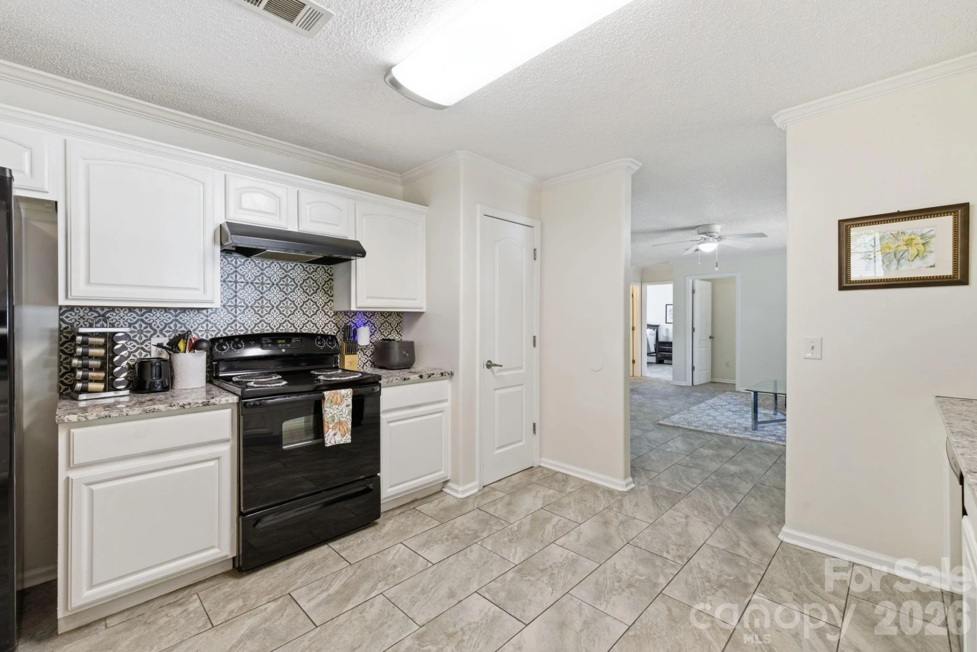 144 Hanover Street - Photo 5
