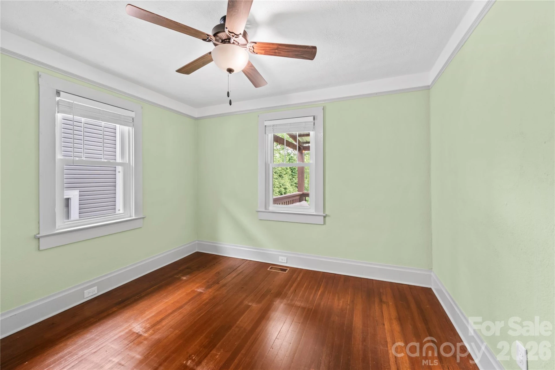 130 Winston Avenue - Photo 13