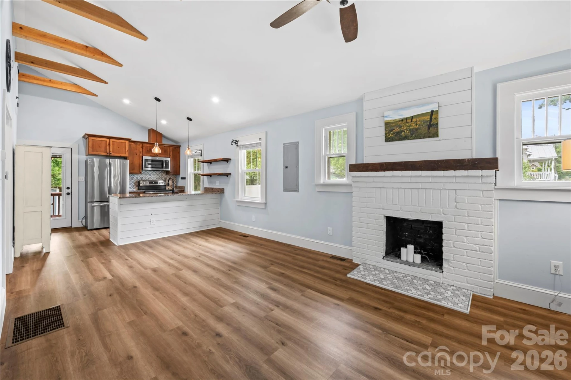 130 Winston Avenue - Photo 4