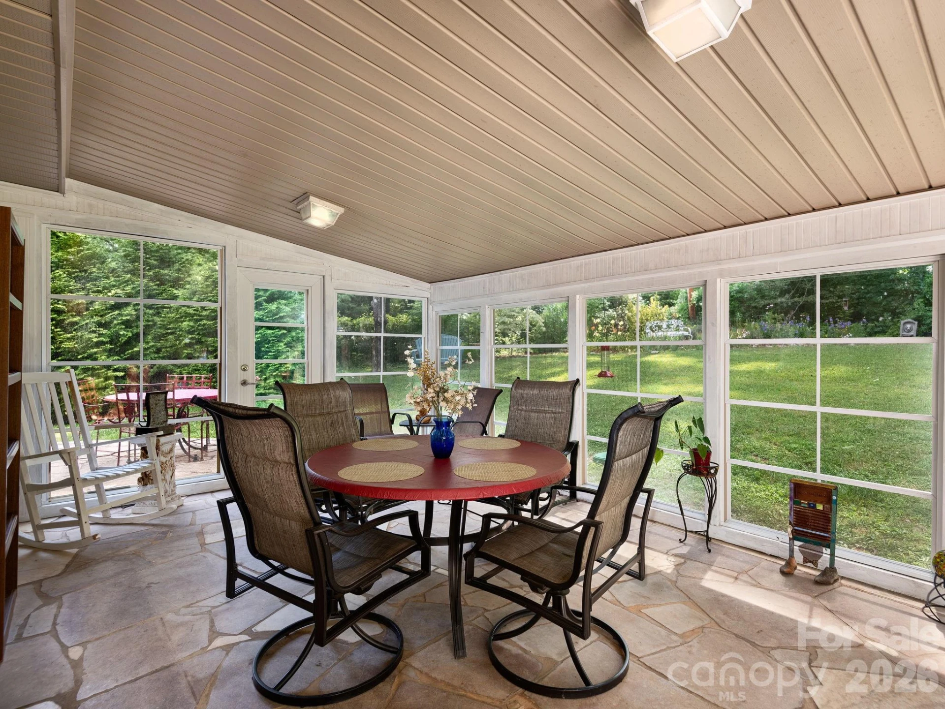 112 Lyndale Road - Photo 12