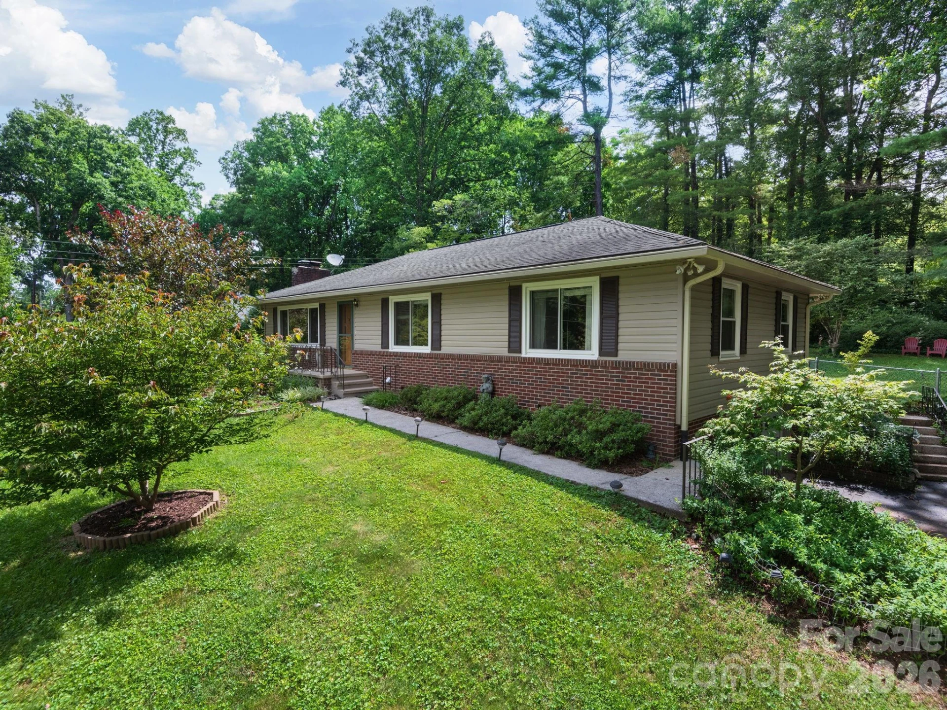 112 Lyndale Road - Photo 3