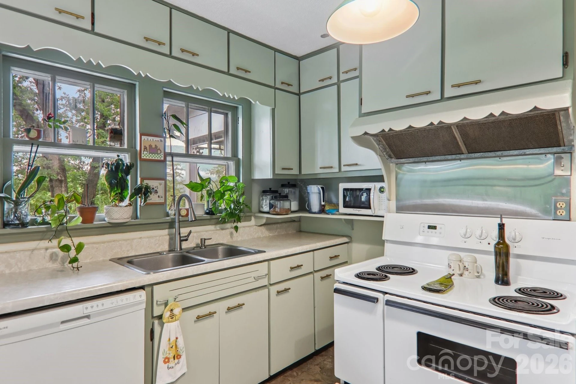 1157 Main Street - Photo 11
