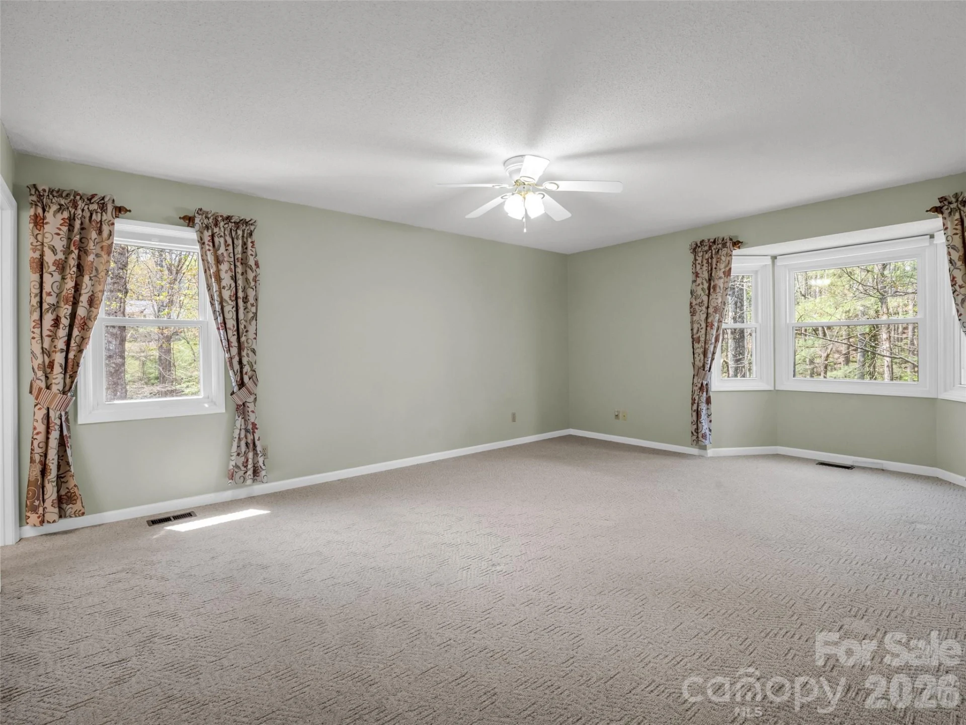 525 Maren Court - Photo 16