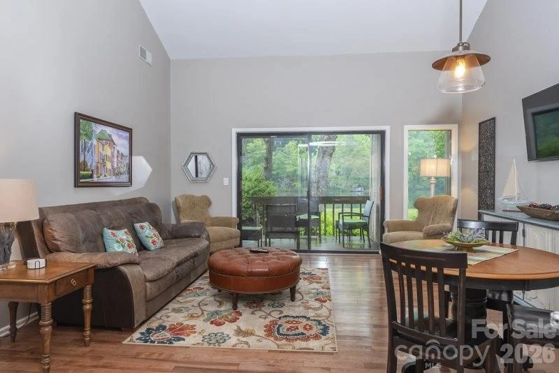 147 Lake Drive #1203 - Photo 5
