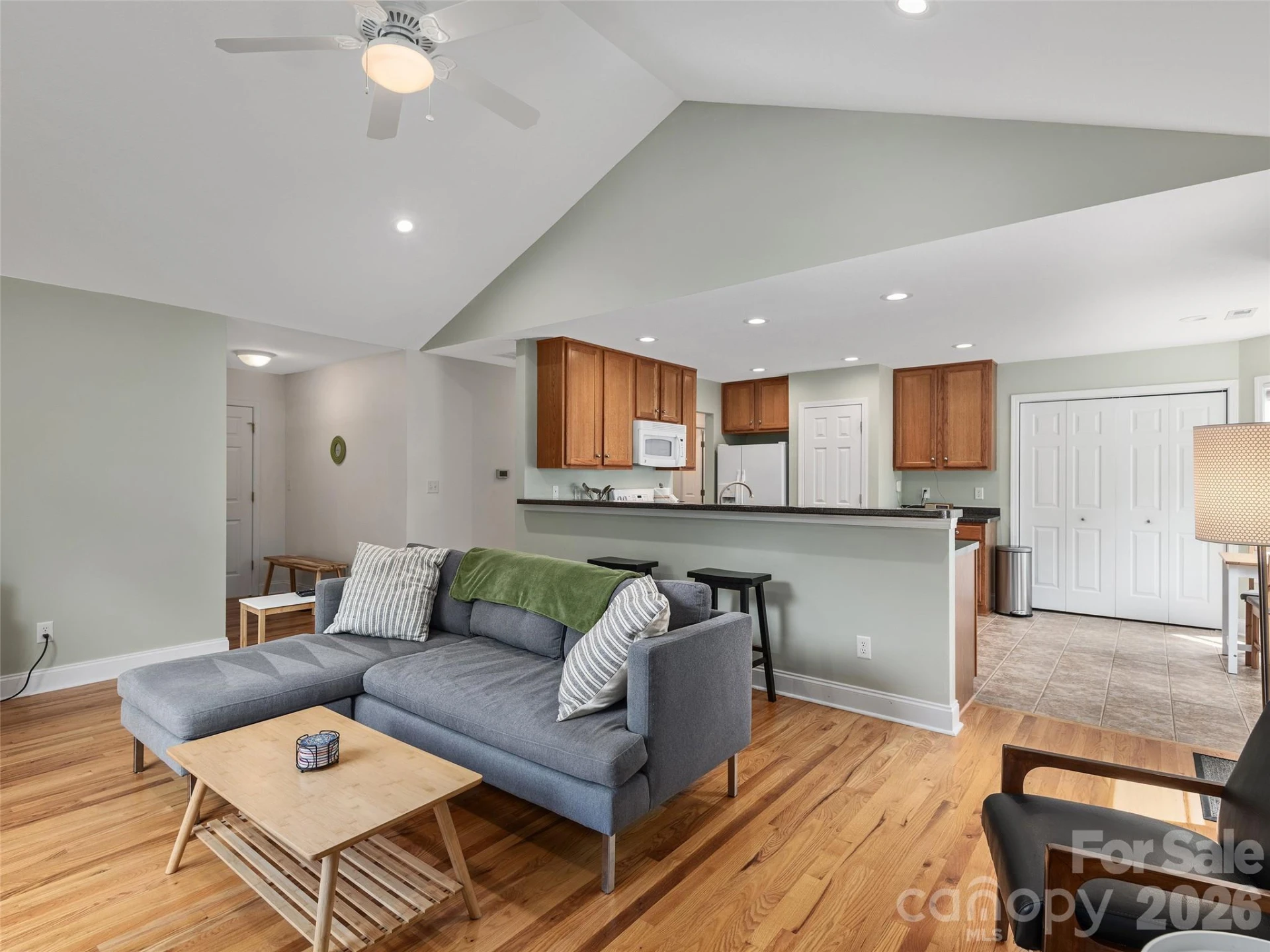 64 Springside Road - Photo 5
