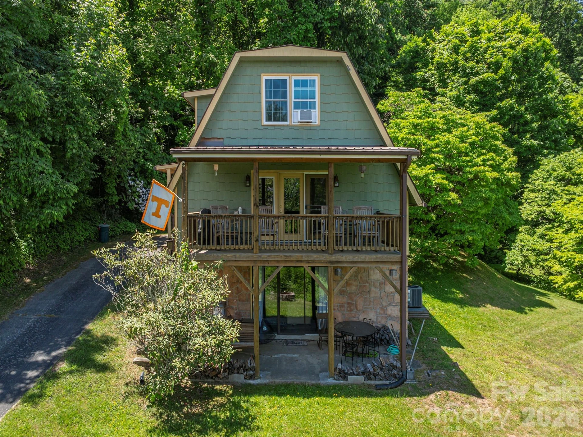 649 Acres View Drive - Photo 2