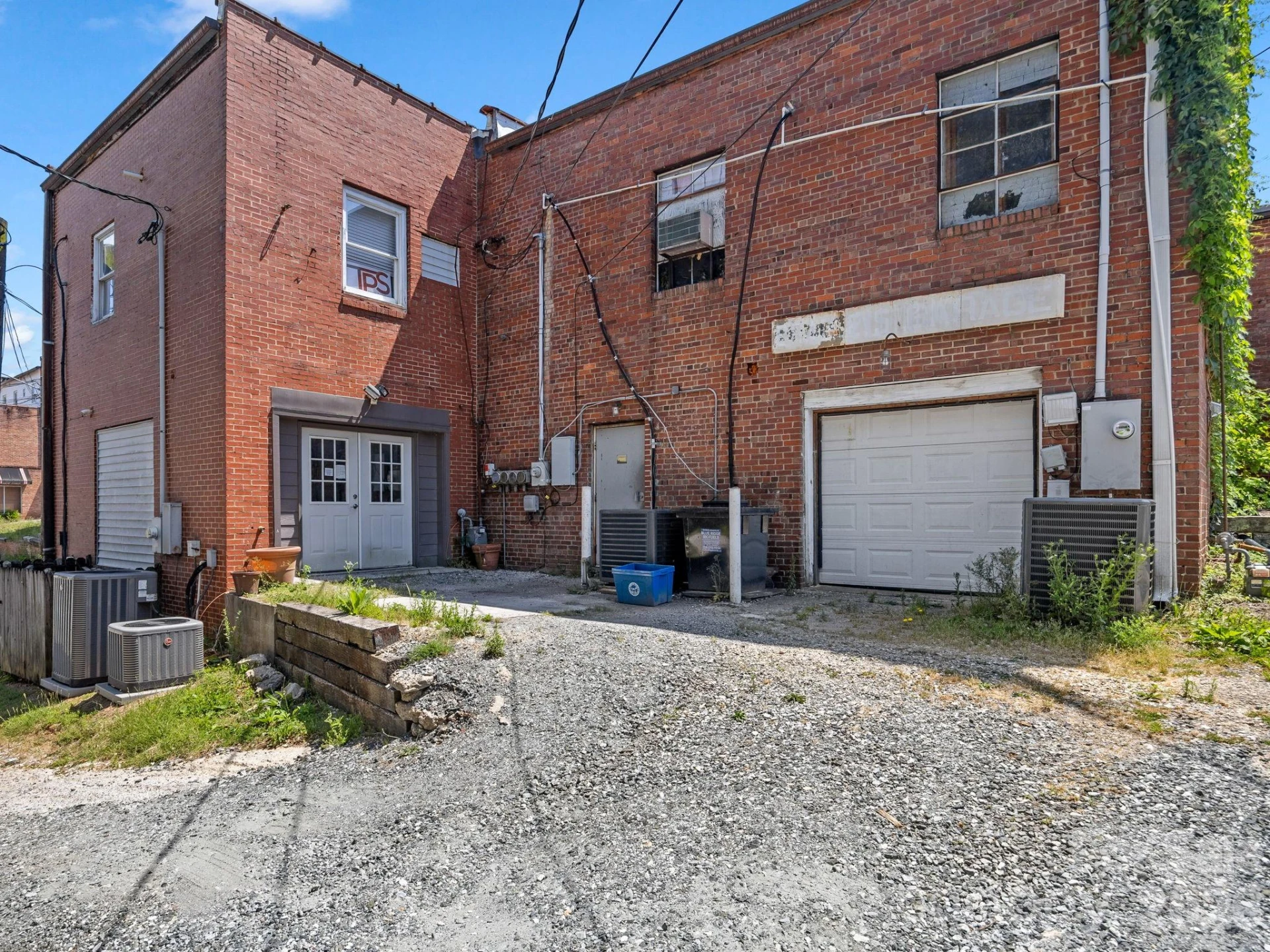 82 Trade Street - Photo 32